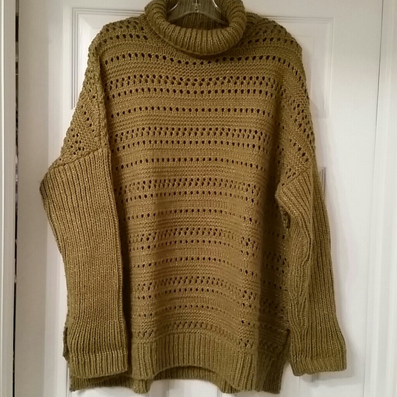 Tea Collection Skovda Sparkle Oversized Turtleneck - Picture 3 of 3